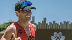 Moisés repitió victoria en el clásico Triatlón de Cervantes