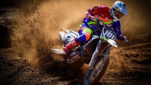El supercross se alista para el estreno en el coliseo de La Barda