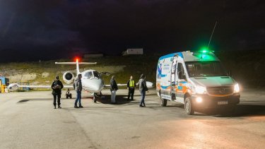 El avión sanitario llegó a Tierra del Fuego durante la madrugada de este jueves. (JCA Noticias)