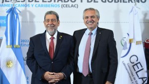 Alberto Fernández hizo entrega de la presidencia pro tempore de la Celac a Ralph Gonsalves