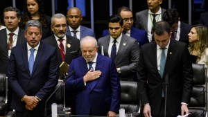 Asumió Lula en Brasil: «Hoy se termina el proceso de destrucción nacional»