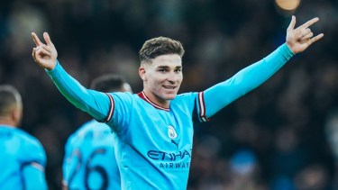 Julián Álvarez no para de brillar en el Manchester City y su equipo le hará un reconocimiento especial. Foto Manchester City Twitter.