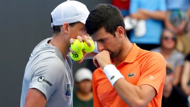 Novak Djokovic se mostró resignado por no poder ingresar a los Estados Unidos. (AP Photo/Kelly Barnes)