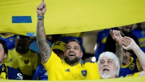 Di Zeo y Mauro Martín juntos: los barras de Boca en Abu Dhabi