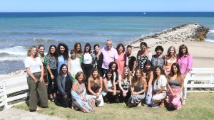 Alberto Fernández encabezó una cumbre de mujeres de su gabinete en Chapadmalal