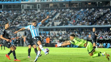 Racing no aprovechó las que tuvo y empató 0 a 0 con Belgrano.