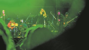 Exitoso festival de música y food trucks en La Rural de Bariloche