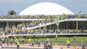 ¿La ultraderecha global ya tiene un “manual” de acción?