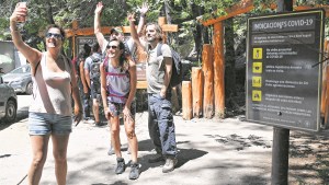 Cada vez hay más caminantes en la montaña, pero no más rescates