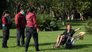 Murió Sara Oyuela, la jubilada «rebelde» que rompió la cuarentena para tomar sol en Palermo
