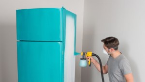 Cómo renovar los electrodomésticos con pintura en spray