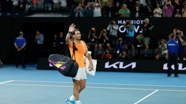 La temprana despedida de Rafael Nadal en el Abierto de Australia fue por lesión. Foto AP Asanka Brendon Ratnayake.