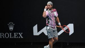 Trungelliti y Díaz Acosta avanzan en la qualy del Abierto de Australia