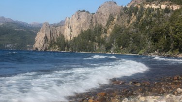 Por primera vez, Villa Traful tiene red movil de 4G. (Foto: Juan Thomes).