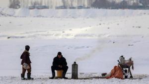 La ola de frío en Afganistán ya provocó 166 muertos, según un nuevo balance oficial