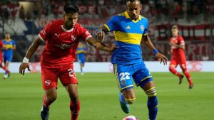 Boca e Independiente empataron sin goles en un amistoso que estuvo detenido por incidentes