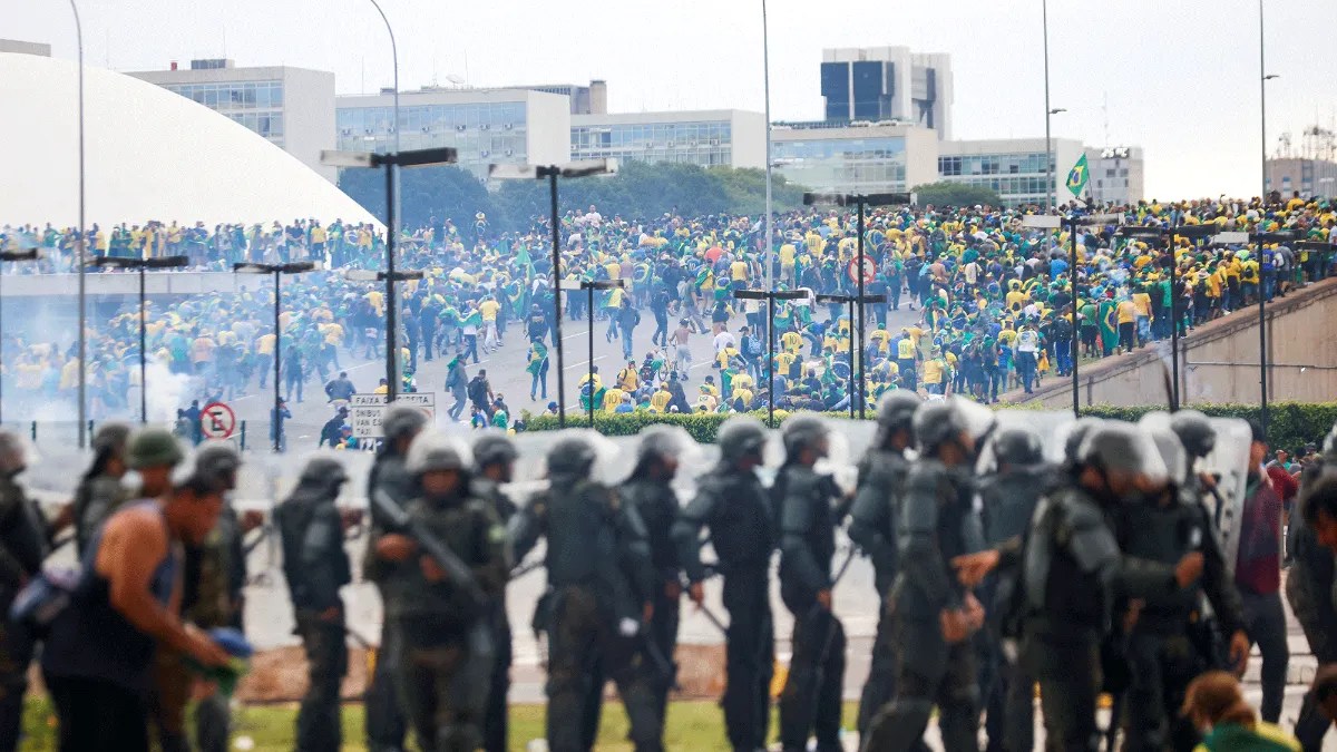 El 8 de enero pasado cientos de seguidores de Bolsonaro ingresaron a los edificios gubernamentales en Brasilia. 