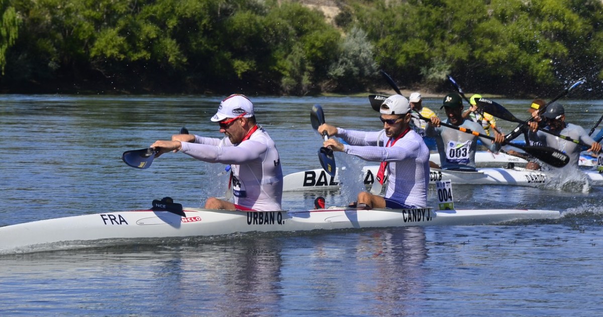 Regata del río Negro se corre la decisiva etapa entre Luis Beltrán y