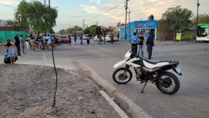 Levantaron el corte vecinos de Centenario que protestaron por falta de agua