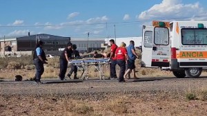 Un choque dejó a un motociclista lesionado y complicó el tránsito de la autovía de Neuquén