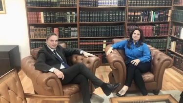 Cora Reutemann y Miguel Pichetto, cuando presentaron la alianza en Santa Fe.