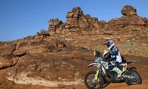 Luciano Benavides ganó su segunda etapa en motos en el Rally Dakar
