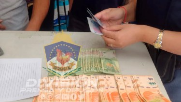Robó más de 160 mil pesos de una camioneta estacionada en Neuquén y terminó detenido 