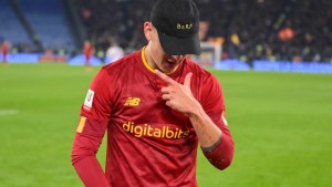 Dybala fue homenajeado, metió un golazo para la Roma y festejó como Bizarrap