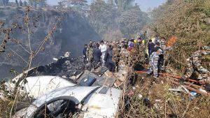 Impactante video desde el avión de la tragedia en Nepal en la que murió una neuquina