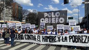 Advertencia de los piqueteros: si se demora el cobro de los planes, habrá cortes de ruta en el país