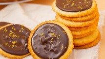 Imagen de Galletas de coco y chocolate por Mauricio Asta