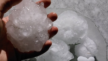 Tormenta y granizo en San Luis: cayeron piedras del tamaño de pelotas de tenis. 