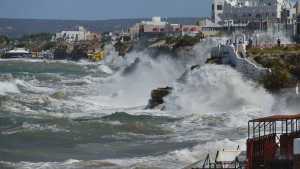 Alerta por mareas extraordinarias en Las Grutas: cuándo comenzarán a producirse