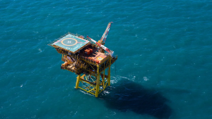 Desde la plataforma de gas más austral del mundo Royón destacó el potencial offshore  