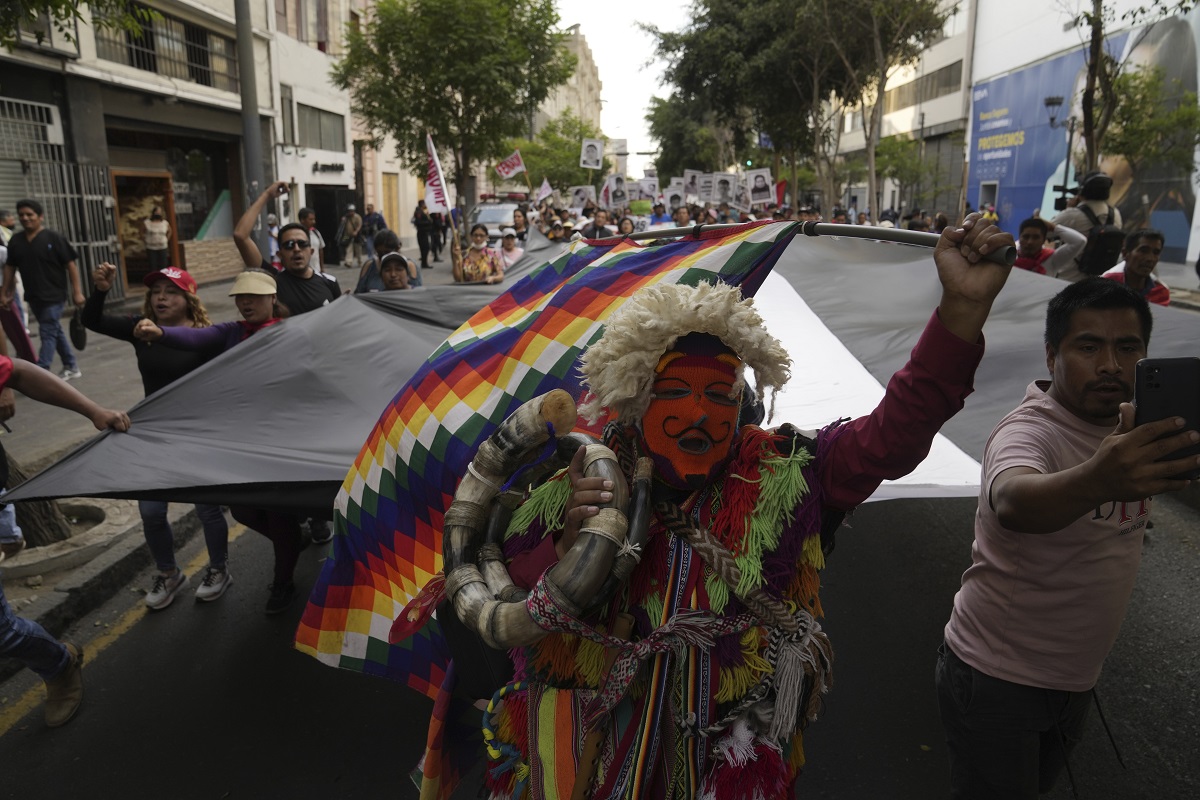 Las manifestaciones en contra de Boluarter se extienden en Perú. 