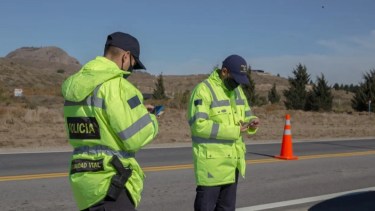 La aplicación RN Seguridad permite agilizar el cruce de datos tanto de vehículos como de las personas en los controles.  