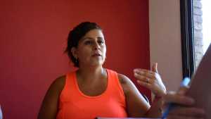 La historia de la mujer de Roca que luchó por su hijo autista y unió a más de 88 familias