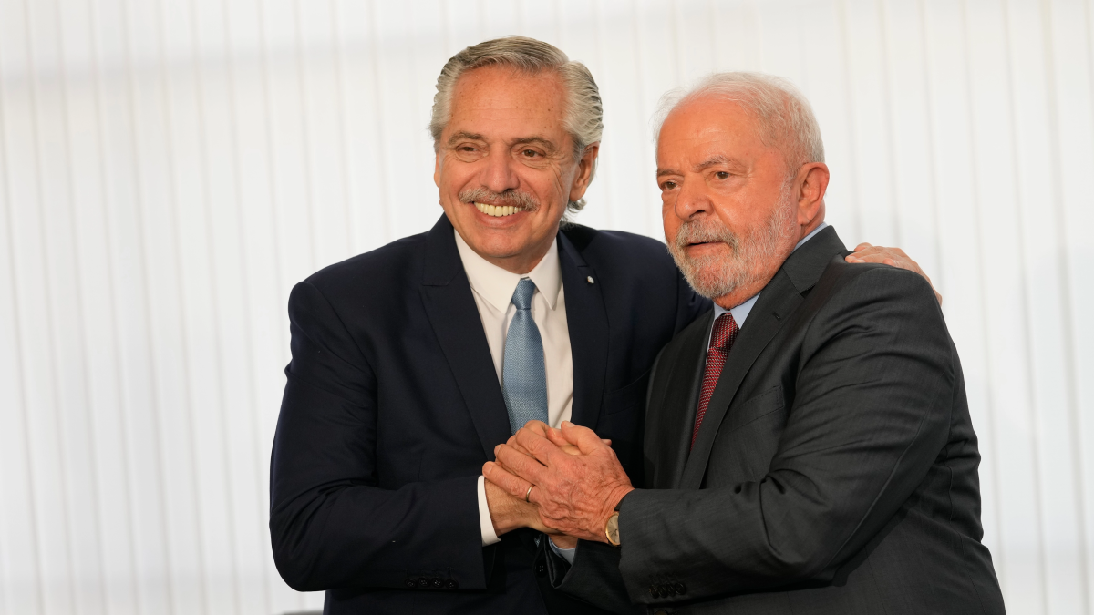 Una nueva era. Lula Da Silva recibió a Alberto Fernández pocas horas después de su asunción.