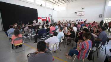 La Convención se reunió en Viedma, con cerca de un centenar de convencionales. Foto: Pablo Leguizamon.