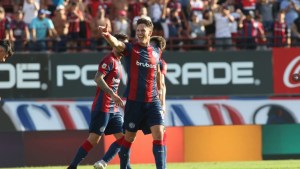 San Lorenzo y el Rojo arrancaron la Liga ganando partidos «chivos»