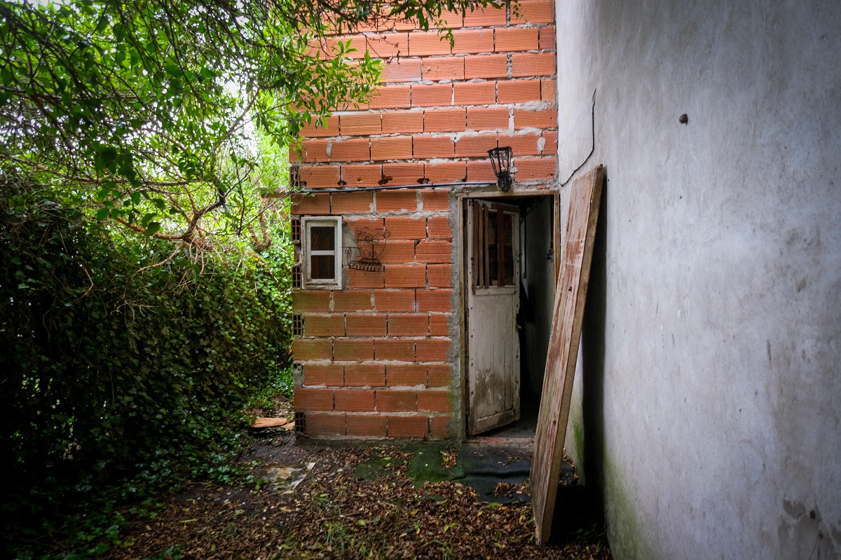 La vivienda de la zona sur de Mar del Plata en la que presuntamente se produjo la muerte de Lucía Pérez el 8 de octubre de 2016. Foto Télam. 