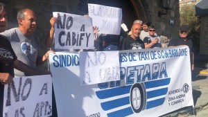 Descartan el ingreso de Uber en Bariloche y exigen 70 nuevas licencias de taxis