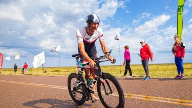 Asquinazi repitió victoria en el Triatlón Fiesta del Agua