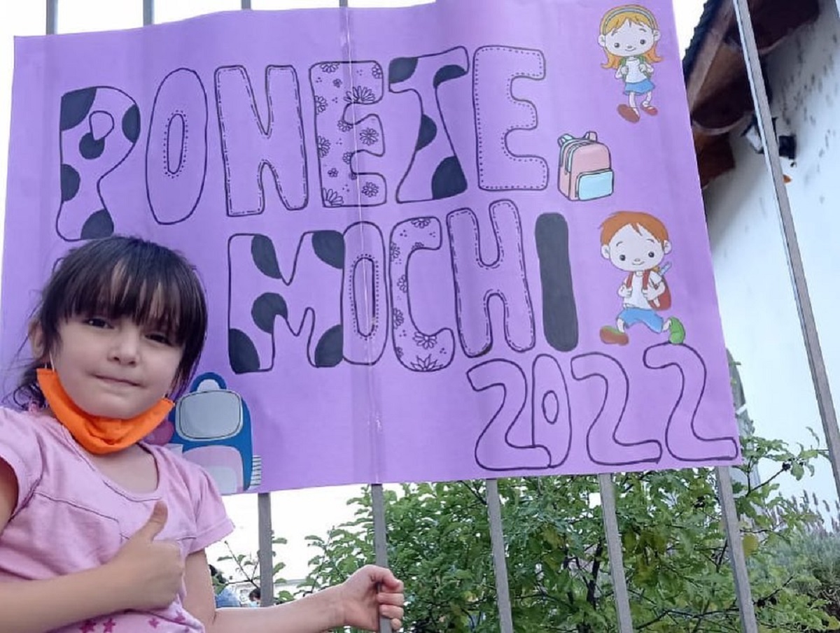 El proyecto “Ponete la mochi” surgió en 2019 en Cipolletti. Foto: Gentileza.