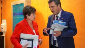 Entre Whashington y la India: la agenda del Gobierno para afianzar la economía