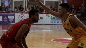 Independiente de Neuquén pisa fuerte en la Liga Federal y no se baja de la cima