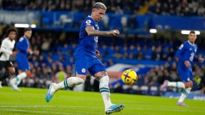 Lo mejor del excelente debut de Enzo Fernández en el empate del Chelsea ante Fulham
