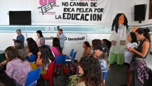 Congreso de Unter: docentes de Bariloche rechazan la oferta salarial y proponen paro