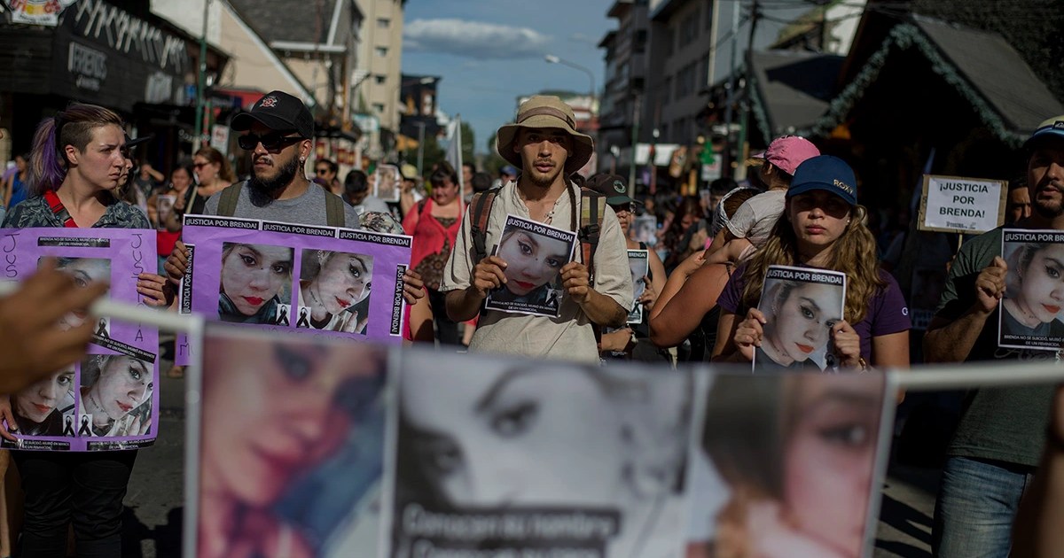 Volvieron a marchar para reclamar justicia por Brenda Díaz en Bariloche thumbnail