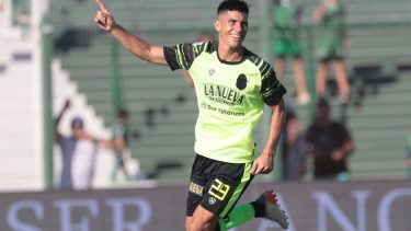 El viedmense Bruno Sepúlveda anotó a los 23 del primer tiempo